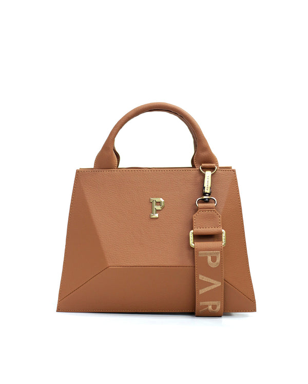 Cartera estructurada para mujer en PVC con bolsillo interno y correa ajustable.